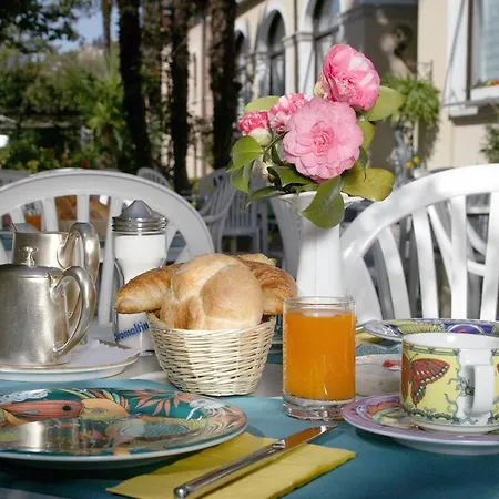 Hotel Albergo Camelia
