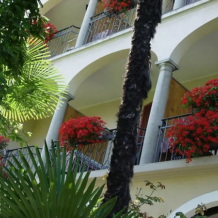 Hotel Albergo Camelia